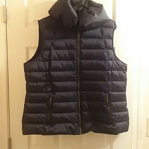 Sleeveless Jacket